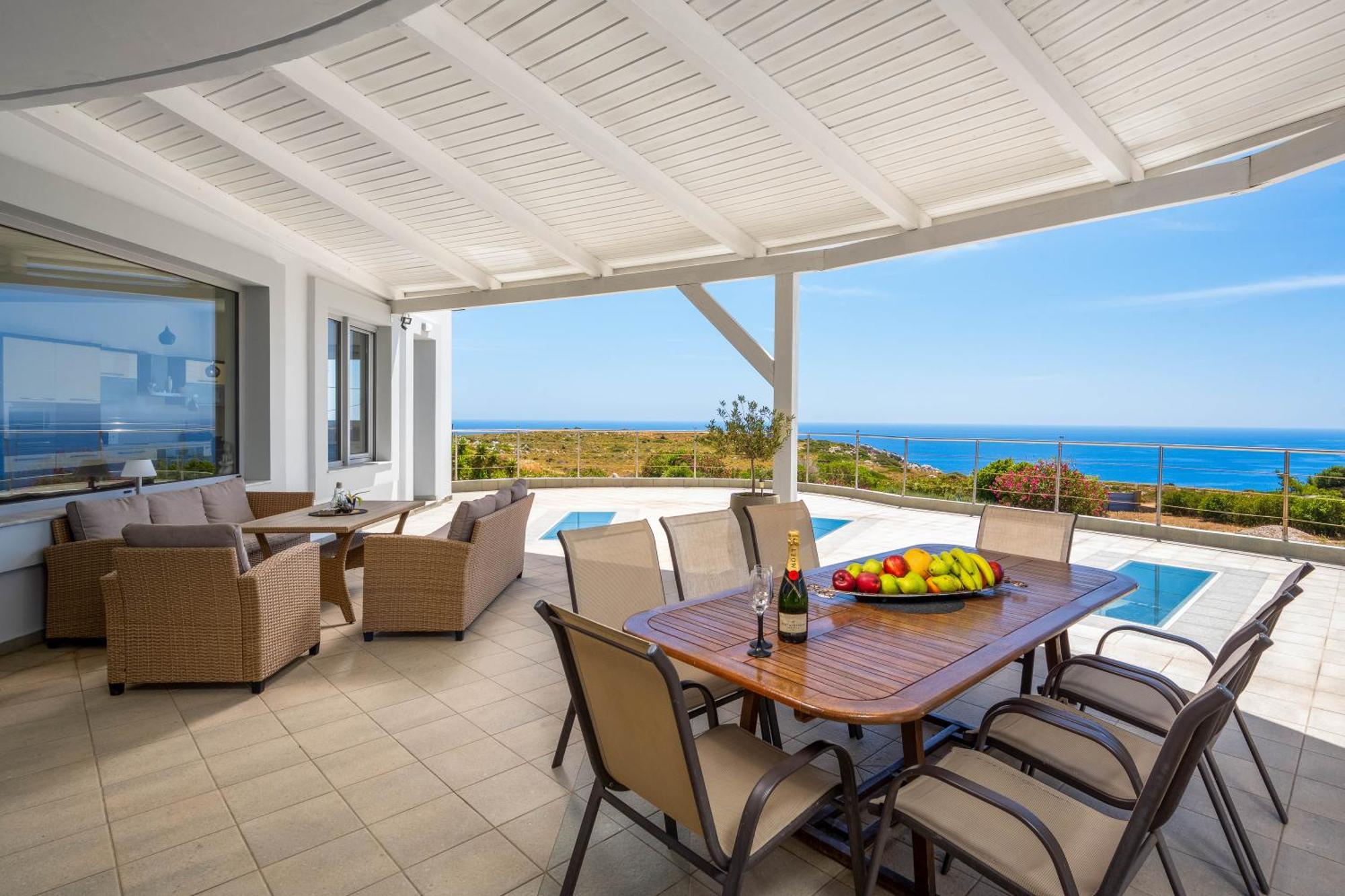 Villa Zafira - Seaview Manor With Heated Pool Kallithea  Bagian luar foto