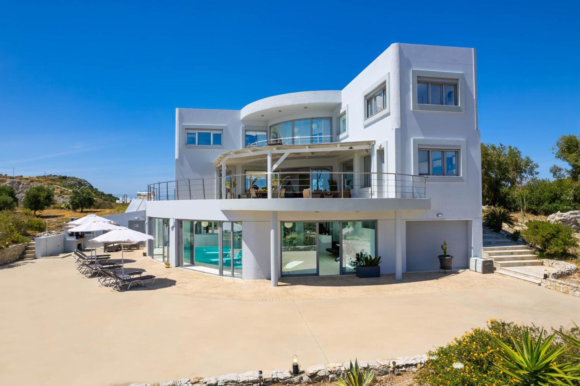 Villa Zafira - Seaview Manor With Heated Pool Kallithea  Bagian luar foto