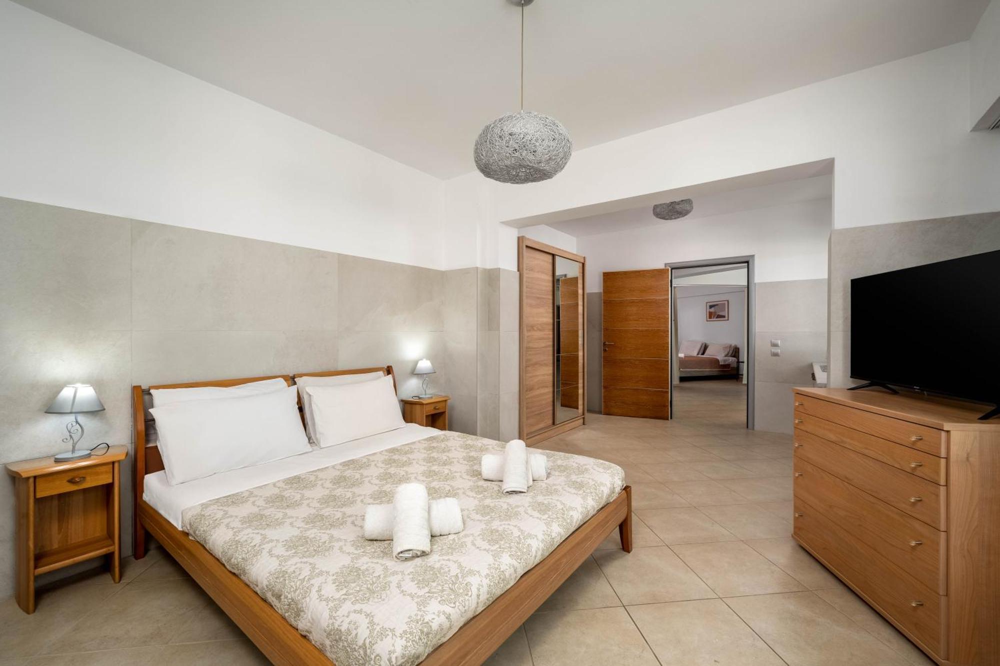 Villa Zafira - Seaview Manor With Heated Pool Kallithea  Bagian luar foto