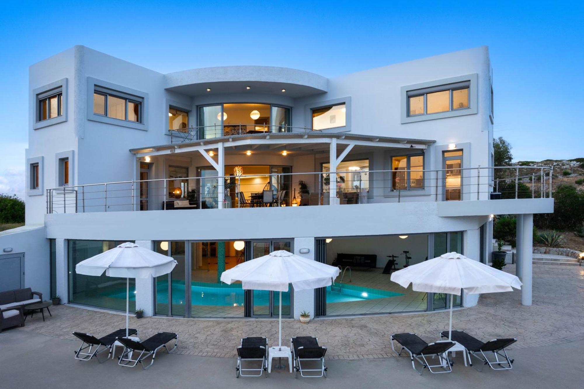 Villa Zafira - Seaview Manor With Heated Pool Kallithea  Bagian luar foto