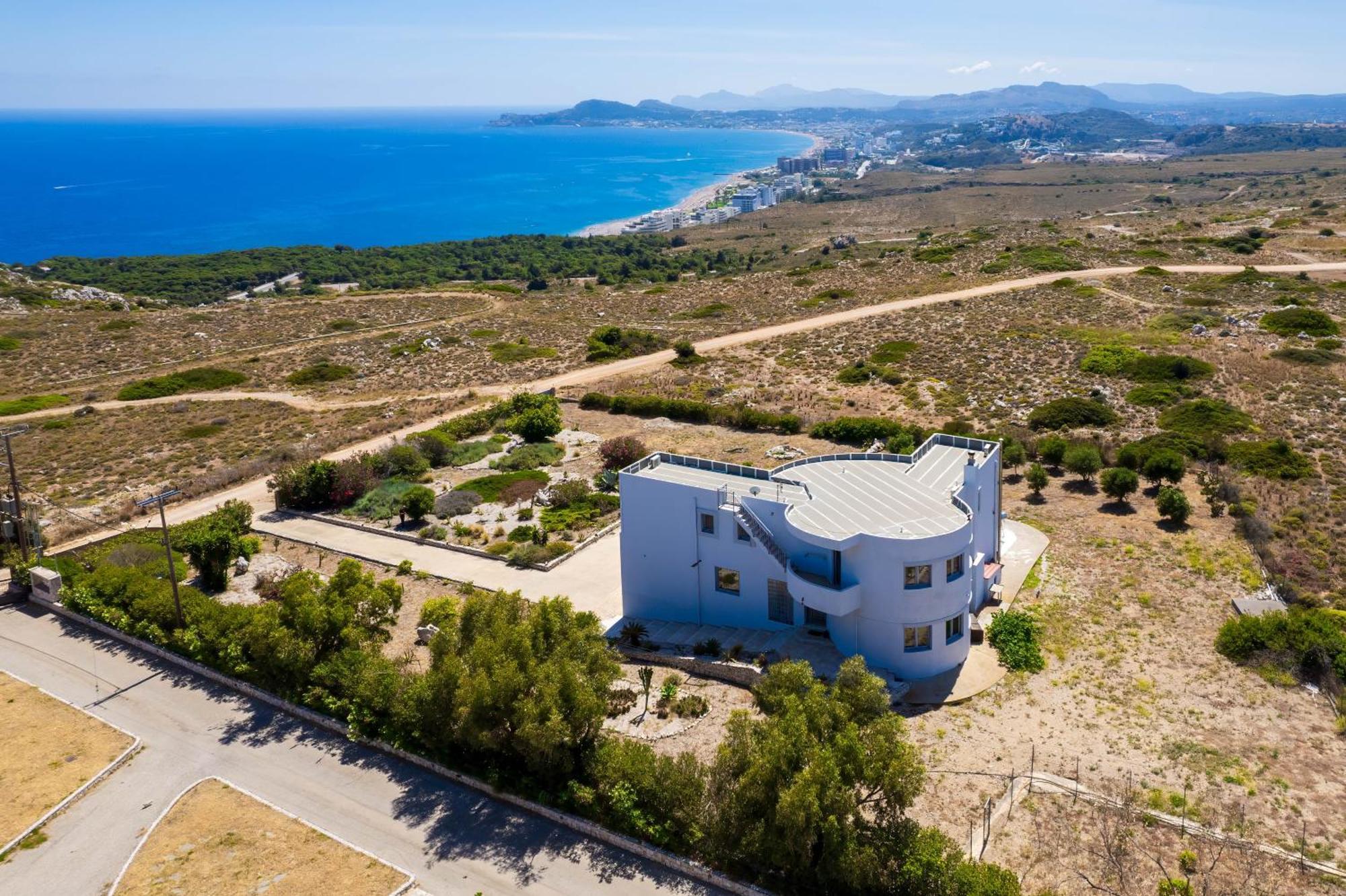 Villa Zafira - Seaview Manor With Heated Pool Kallithea  Bagian luar foto